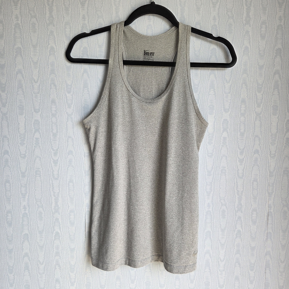Nike Dri Fit Heathered Gray Racerback Athletic Tank Small